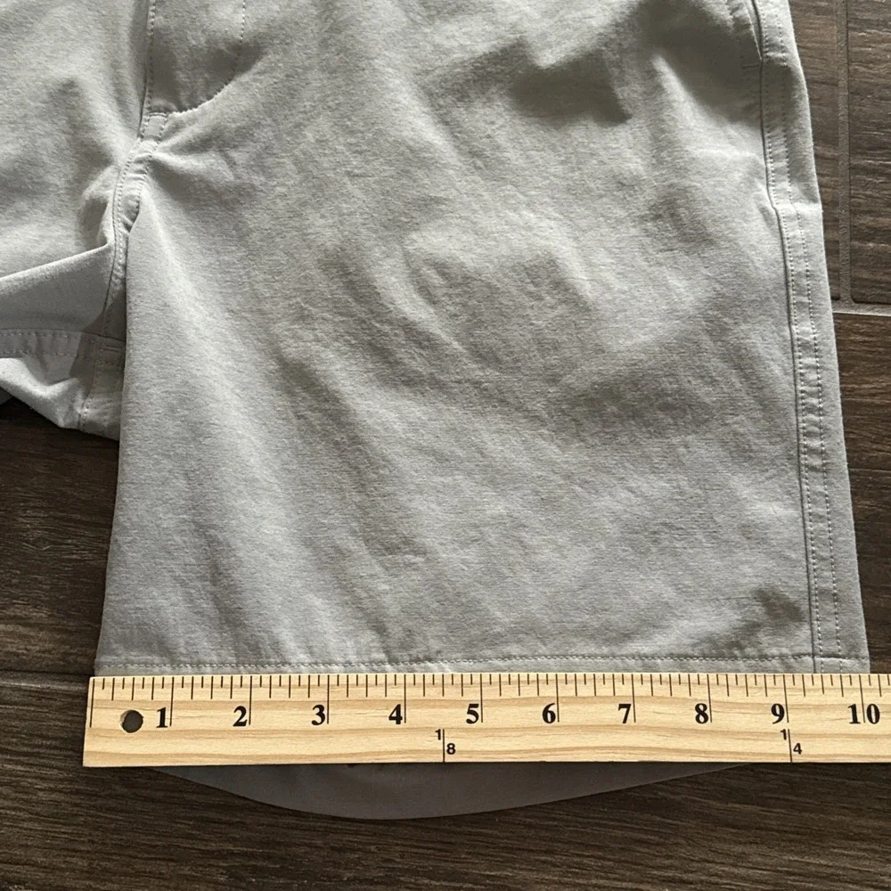 Faherty All Day Shorts Men 30 Gray 7 Inseam Stretch Lightweight